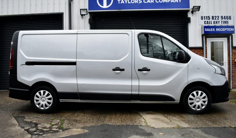 RENAULT TRAFIC LL29 BUSINESS DCI **EURO 6 / Twin Side Loading Doors / Apple Car Play** full